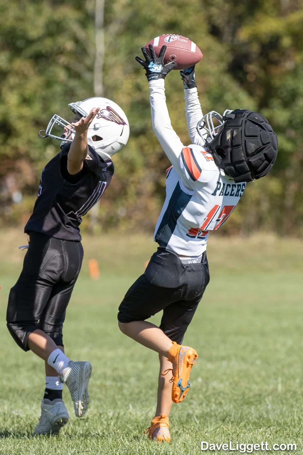 A Jr Pacers player making a catch